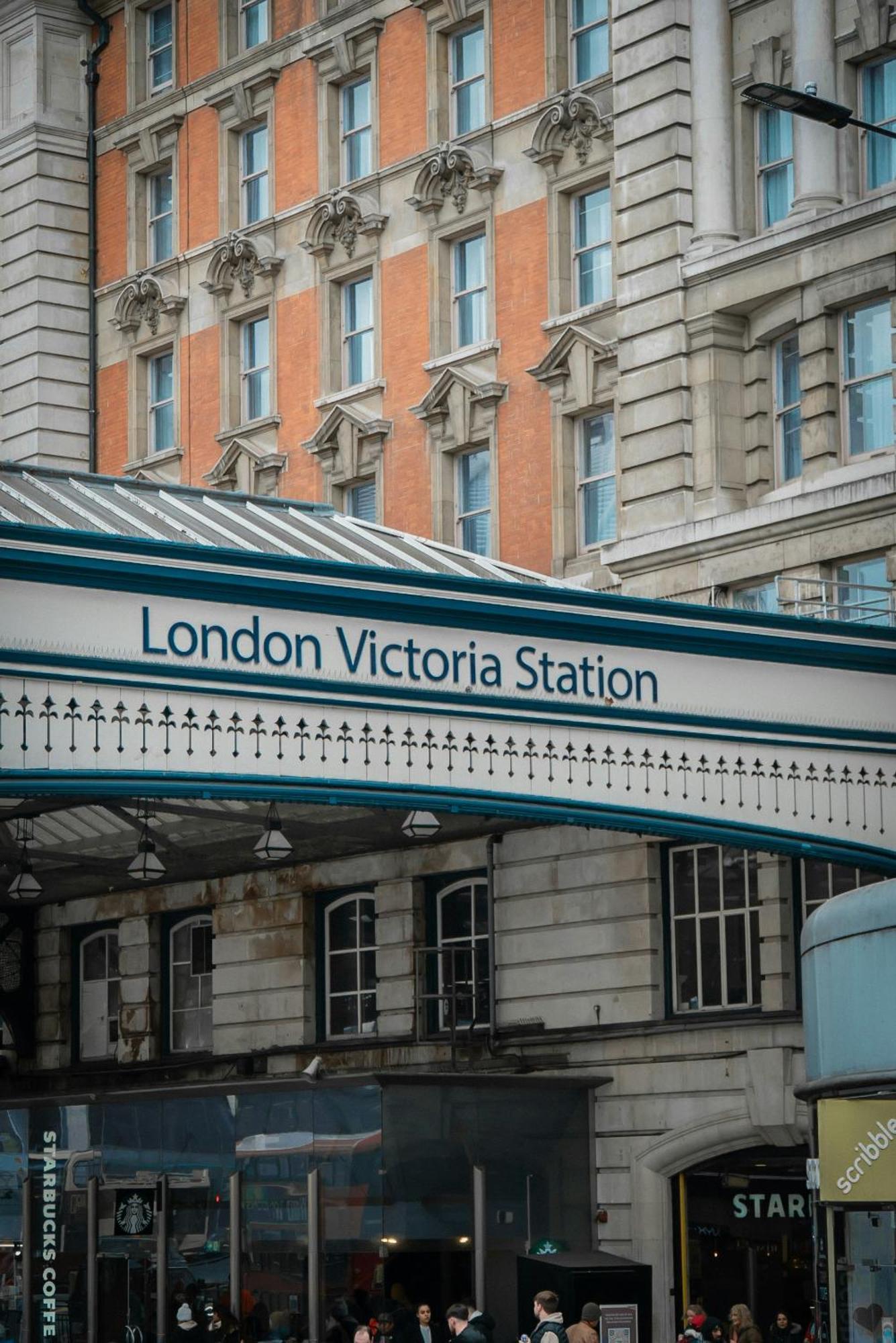 The July - London Victoria Hotel Exterior photo